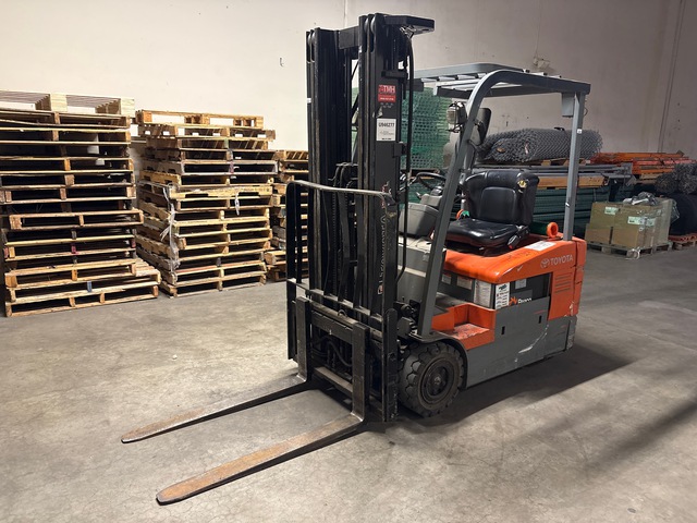 2004 Toyota 7FBEU18 2600 lb Electric Forklift
