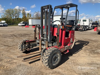 Moffet 5500 lb 3x3 Chariot élévateur pour ferroutage