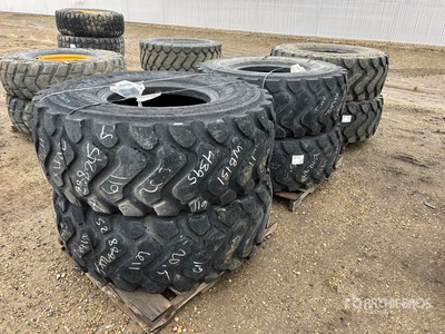 Quantity of (6) Michelin XHA2 20.5 R25 إطارات المعدات