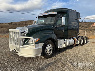 2022 International LT625 6x4 Cabeza Tractora Cabina Dormitorio