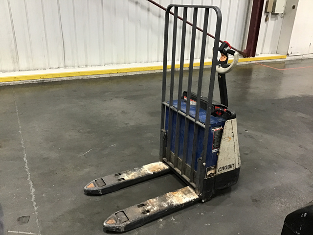 Crown Pallet Jack For Sale IronPlanet
