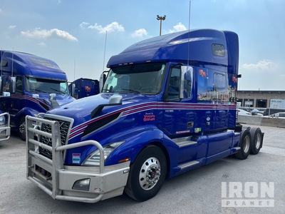 2019 Volvo VNL760 6x4 T/A Sleeper Truck Tractor