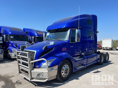 2019 Volvo VNL760 6x4 T/A Sleeper Truck Tractor
