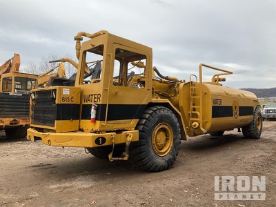 Cat 613C 5000 gal Water Wagon