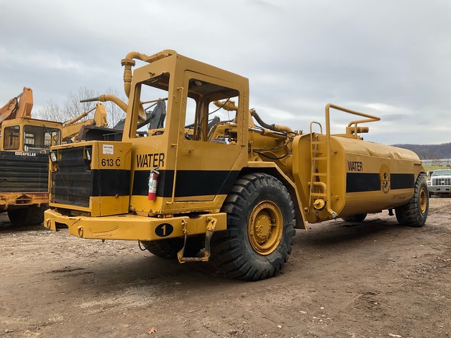 Cat 613C 5000 gal Water Wagon