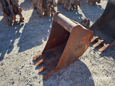 Tag 18 in Q/C Digging Excavator Bucket