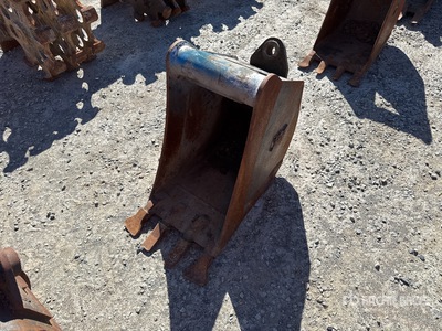 Tag 18 in Q/C Digging Excavator Bucket