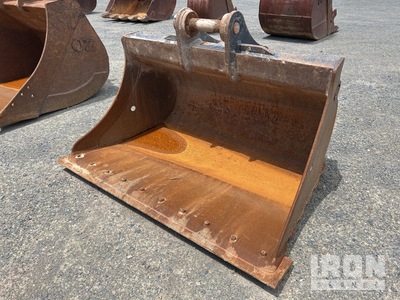 1450 mm Q/C Cleanup Excavator Bucket - Fits 10 - 15 ton