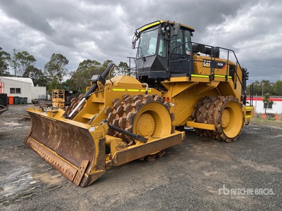 2019 Cat 825K Zagęszczarka gruntu