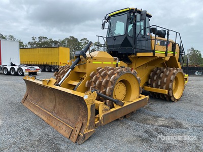 2019 Cat 825K Compactador de suelo