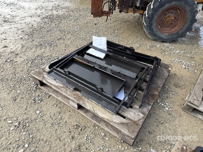 2025 GIYI GY-XHC Qty of Mini Skid Steer Forks (Unused)