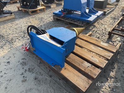 2025 GIYI GY-WS43 Mini Skid Steer Log Splitter (Unused)