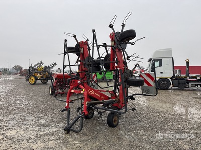 2016 Vicon FANEX 804 مجففة القش