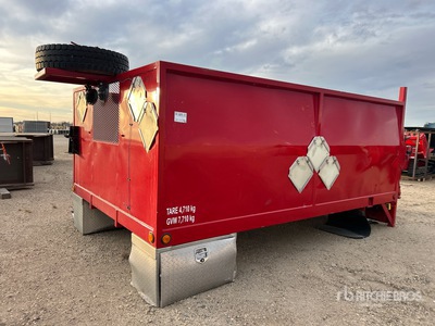 High Side Box with Lift Gate