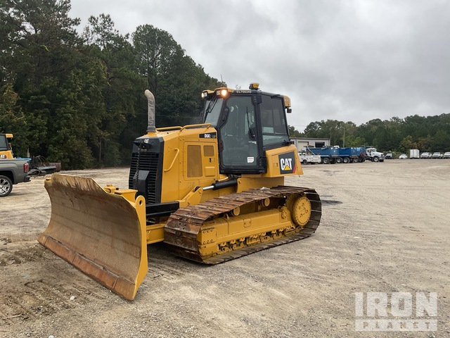 TOPADOR FRONTAL 2018 CATERPILLAR D6K2LGP