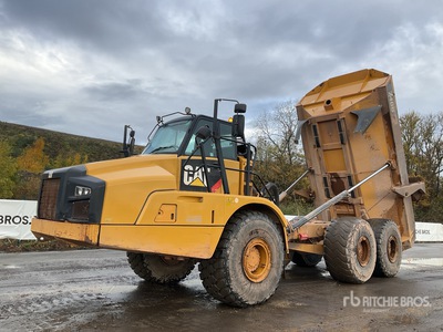 2015 Cat 740 Articulated Dump Truck