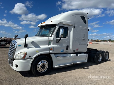 2011 Freightliner Cascadia 125 6x4 Cabeza Tractora Cabina Dormitorio