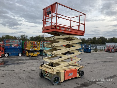 2016 JLG 10RS Electric Scissor Lift