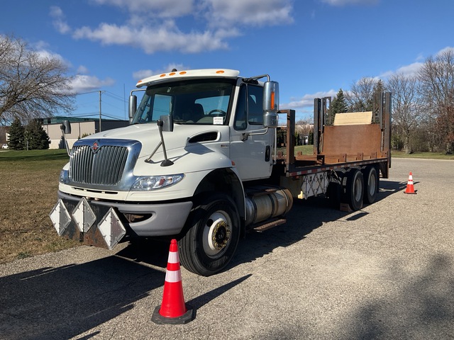 2015 International WorkStar 7400 6x4 Cab and Chassis