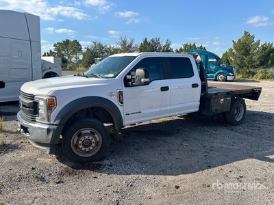 2018 Ford F-450 4x4 Crew Cab Pritsche-Lkw (Inoperable)
