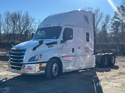 2019 Freightliner Cascadia 126 6x4 T/A Sleeper Truck Tractor