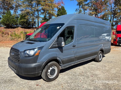 2019 Ford Transit 250 Fourgon cargo