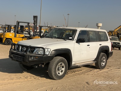 2018 Nissan Patrol GL 4x4 Vehiculo todoterreno