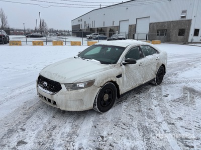 2015 Ford Taurus AWD Autovettura