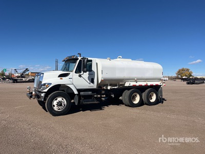 2013 International 7400 SFA 4000 gal 6x4 Water Truck