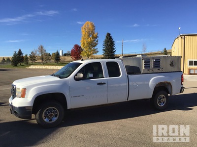 2009 GMC Sierra 2500 4x4 Extended Cab بيك اب