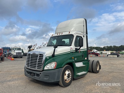 2016 Freightliner Cascadia 125 4x2 تراكتور شاحنة (أحادي المحور)