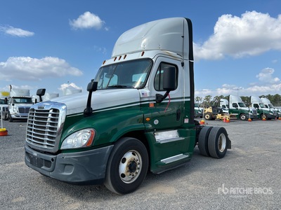 2017 Freightliner Cascadia 125 4x2 تراكتور شاحنة (أحادي المحور)
