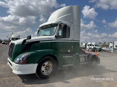 2012 Volvo VNL 4x2 Cabina per trattore stradale 2 assi