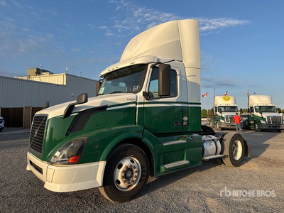 2012 Volvo VNL 4x2 S/A Day Cab Truck Tractor