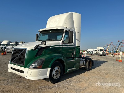 2012 Volvo VNL 4x2 Cabina per trattore stradale 2 assi