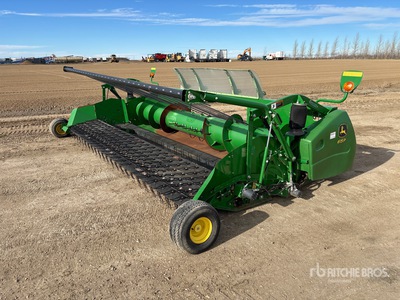 2018 John Deere 615P 15 ft رأس الحصادة المجمعة بوقاية