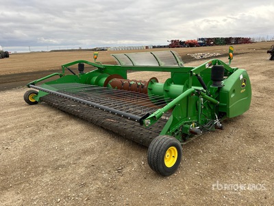 2011 John Deere 615P 15 ft Combine Pickup Header