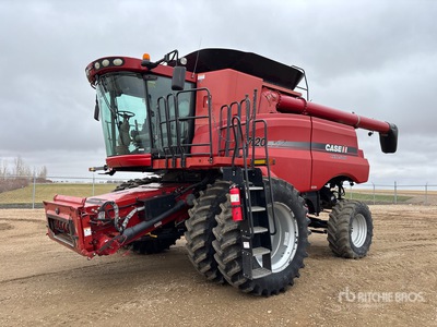 2009 Case IH 7120 Combine Harvester