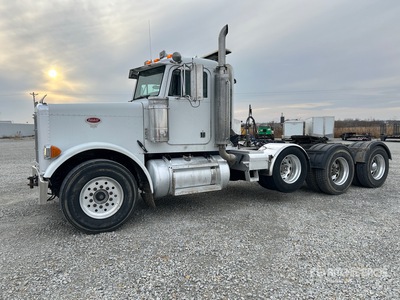 2002 Peterbilt 379 8x4 Tri/A Day Cab Truck Tractor
