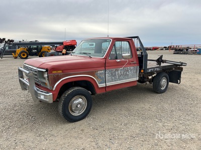 1986 Ford F-250 Bale Deck Truck