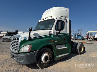 2016 Freightliner Cascadia 125 4x2 S/A Day Cab Truck Tractor