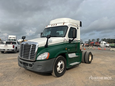 2016 Freightliner Cascadia 125 4x2 تراكتور شاحنة (أحادي المحور)