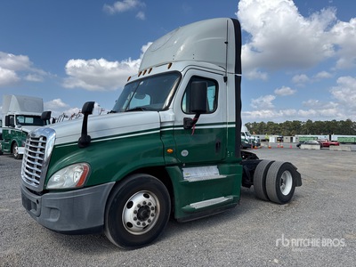 2016 Freightliner Cascadia 125 4x2 تراكتور شاحنة (أحادي المحور)