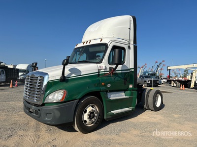 2016 Freightliner Cascadia 125 4x2 S/A Day Cab Truck Tractor