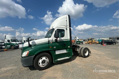 2016 Freightliner Cascadia 125 4x2 تراكتور شاحنة (أحادي المحور)