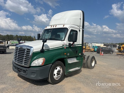 2016 Freightliner Cascadia 125 4x2 S/A Day Cab Truck Tractor