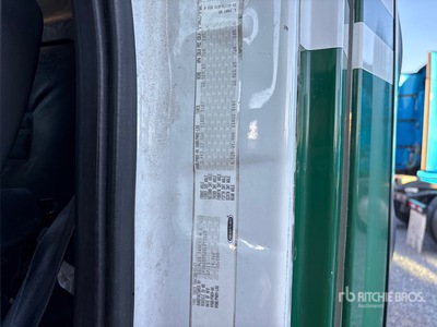 2016 Freightliner Cascadia 125 4x2 تراكتور شاحنة (أحادي المحور)