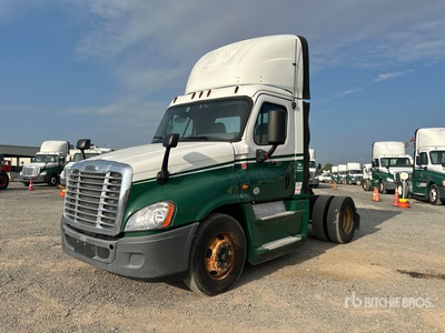 2016 Freightliner Cascadia 125 4x2 تراكتور شاحنة (أحادي المحور)