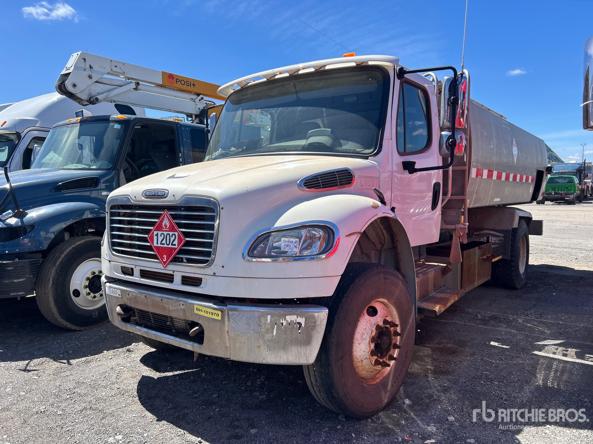 2010 Freightliner M2 106 2800 gal 4x2 Fuel Truck (Inoperable)
