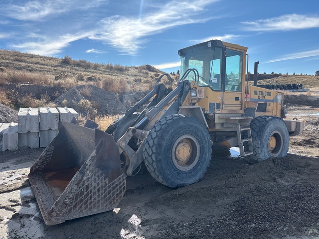 1993 Michigan L90 Wheel Loader (Inoperable)
